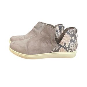 True Craft TC KOYE Taupe/Animal Print Fabric Round Toe Back Zip Ankle , 8M